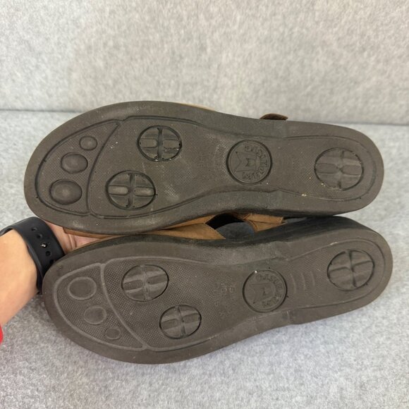 Mephisto Womens Size 38 / US 8 Brown Leather Adjustable Strap Sandals Buckles - Picture 10 of 14